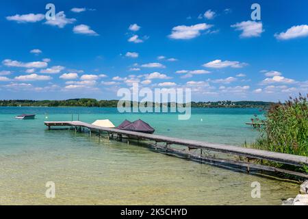 Germania, Baviera, contea di Starnberg, Wörthsee, sponda sud-orientale di Paradisewinkel Foto Stock