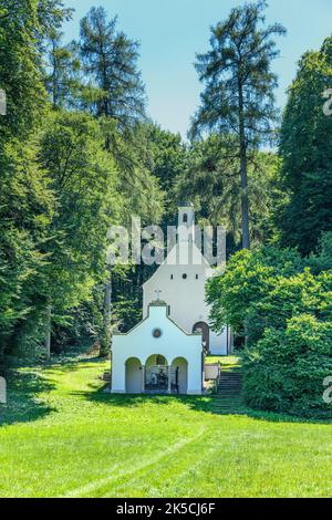 Germania, Baviera, Landsberg am Lech contea, Eresing, Ulrich cappella con fontana Ulrich Foto Stock