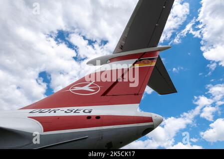 Lady Agnes', Ilyushin 62 della compagnia aerea Interflug, funge da ufficio del museo e del registro, Stölln, Brandeburgo, Germania Foto Stock