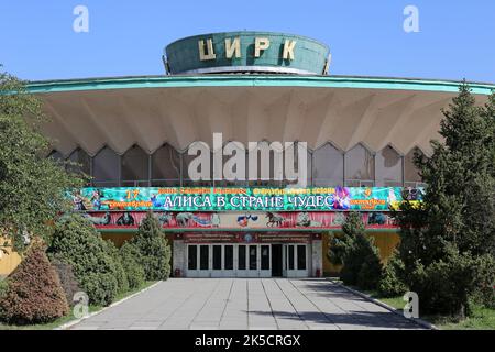 Circus, Frunze Street, Frunze Street, Bishkek, Regione della città di Bishkek, Kirghizistan, Asia centrale Foto Stock