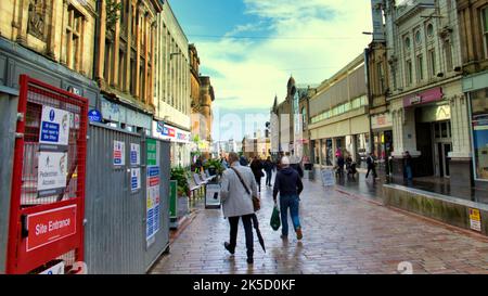 Centro della città shopping Paisley alta strada Paisley, Scozia, Regno Unito Foto Stock