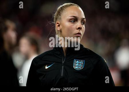 Londra, Regno Unito. 07th Ott 2022. Il portiere Ellie Roebuck (13 Inghilterra) prima della partita amichevole tra Inghilterra e Stati Uniti al Wembley Stadium di Londra, Inghilterra. (Liam Asman/SPP) Credit: SPP Sport Press Photo. /Alamy Live News Foto Stock