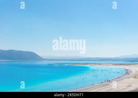 Vista panoramica del lago Salda nella provincia di Burdur, Turchia. Foto Stock