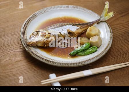 gimma (pesce treppiede a naso corto, pesce cavallo d'argento, pesce elicottero), cucina giapponese Foto Stock