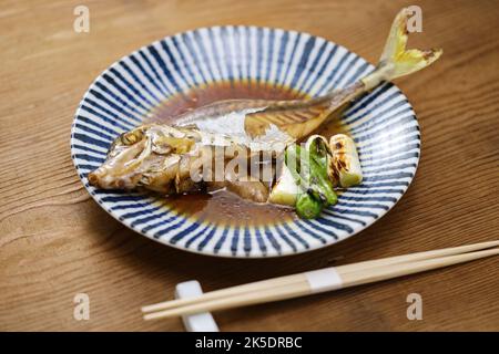 gimma (pesce treppiede a naso corto, pesce cavallo d'argento, pesce elicottero), cucina giapponese Foto Stock