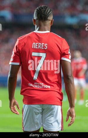 Ottobre 05, 2022. Lisbona, Portogallo. L'avanzata di Benfica dal Brasile David Neres (7) in azione durante il gioco del 3rd° turno del Gruppo H per la UEFA Champions League, Benfica vs Paris Saint-Germain © Alexandre de Sousa/Alamy Live News Foto Stock