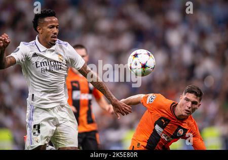 5th ottobre 2022; Stadio Santiago Bernabeu, Madrid, Champions League, Real Madrid CF contro Shakhtar Donetsk: Militao Foto Stock