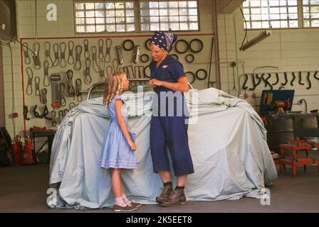 MADISON MCREYNOLDS, Kim Basinger, Elvis ha lasciato l'edificio, 2004 Foto Stock