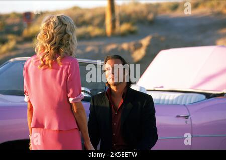 BASINGER, CORBETT, ELVIS HA LASCIATO L'EDIFICIO, 2004 Foto Stock