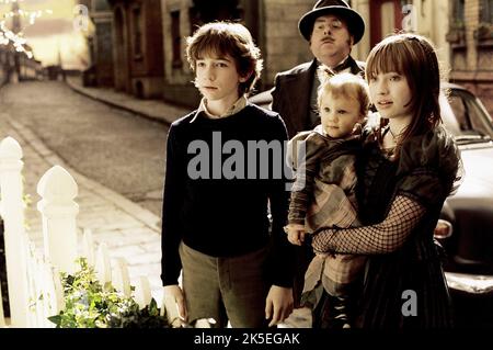 AIKEN,SPALL,HOFFMAN,BROWNING, LEMONY SNICKET'S UNA SERIE DI EVENTI SFORTUNATI, 2004 Foto Stock