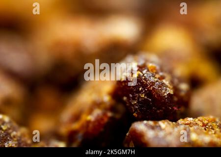 Primo piano estremo di pane di ape. Messa a fuoco selettiva. Profondità di campo poco profonda Foto Stock