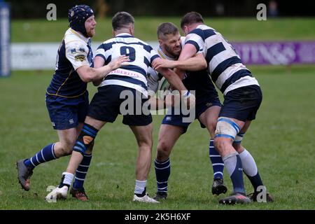 Jedburgh, Regno Unito. 8th Ott 2022. Home Side JedForest ha ottenuto una vittoria decisiva nel 51-20 su Visitors Heriots Blues Men al Riverside Park di Jedburgh sabato 08 ottobre 2022. Credit: Rob Gray/Alamy Live News Foto Stock