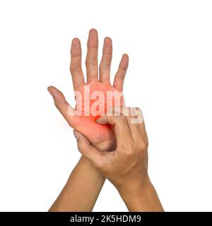 Giovane asiatico che gli graffia la mano. Concetto di malattie della pelle pruriginose come scabbia, infezione fungina, eczema, psoriasi, allergia, ecc.. Foto Stock