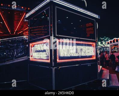 Funfair, Barnstaple, Devon Regno Unito Settembre 12th 2022, Amusements and Attractions at Public Open Air Fairground. Foto Stock