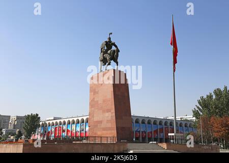 Statua equestre di Manas, Piazza Ala-Too, Bishkek, Regione della città di Bishkek, Kirghizistan, Asia centrale Foto Stock