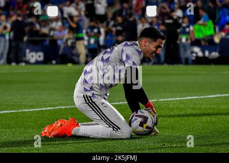 GETAFE, SPAGNA - 8 OTTOBRE: Lucas Cañizares del Real Madrid CF durante la partita tra Getafe CF e Real Madrid CF di la Liga Santander il 8 ottobre 2022 al Colosseo Alfonso Pérez di Getafe, Spagna. (Foto di Samuel Carreño/ PX Images) Foto Stock