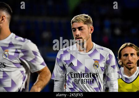 GETAFE, SPAGNA - 8 OTTOBRE: Fede Valverde del Real Madrid CF durante la partita tra Getafe CF e Real Madrid CF della Liga Santander il 8 ottobre 2022 al Colosseo Alfonso Pérez di Getafe, Spagna. (Foto di Samuel Carreño/ PX Images) Foto Stock