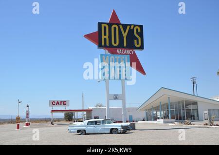 Amboy, California, USA - 3 settembre 2022: Roy's Motel and Cafe sulla Route 66 Foto Stock