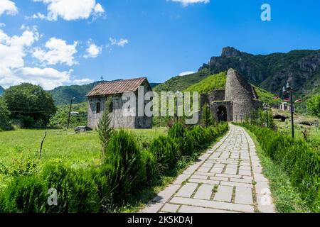 Antico monastero armeno di Akhpat nella parte settentrionale dell'Armenia. Foto Stock