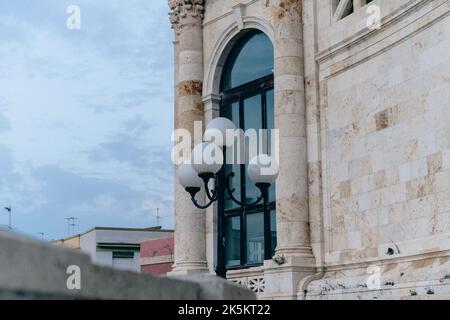 Un lampo di strada a Cagliari, Italia Foto Stock