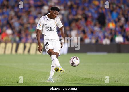 Aurelien Tchouameni del Real Madrid durante il campionato spagnolo la Liga partita di calcio tra Getafe CF e Real Madrid il 8 ottobre 2022 allo stadio del Coliseum Alfonso Perez di Getafe, Madrid, Spagna - Foto: Oscar J Barroso/DPPI/LiveMedia Foto Stock