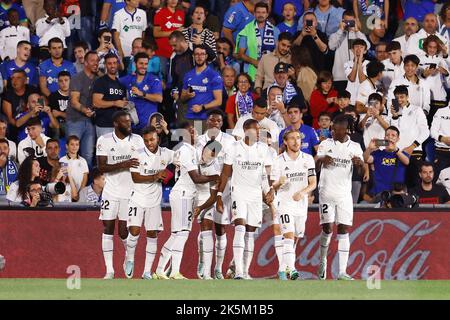 Eder Militao del Real Madrid celebra un gol durante il campionato spagnolo la Liga calcio match tra Getafe CF e Real Madrid il 8 ottobre 2022 al Coliseum Alfonso Perez stadio di Getafe, Madrid, Spagna - Foto: Oscar J Barroso/DPPI/LiveMedia Foto Stock