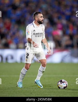 MADRID, SPAGNA - 08 OTTOBRE: Dani Carvajal del Real Madrid CF in azione durante la partita la Liga Santander tra Getafe CF e Real Madrid CF il 08 ottobre 2022 al Colosseo Alfonso Perez di Madrid, Spagna. Credit: Ricardo Larreina/AFLO/Alamy Live News Foto Stock