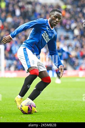 Glasgow, 8th ottobre 2022. Fashion Sakala of Rangers durante la partita Cinch Premiership all'Ibrox Stadium, Glasgow. Il credito dell'immagine dovrebbe essere: Neil Hanna / Sportimage Credit: Sportimage/Alamy Live News Foto Stock