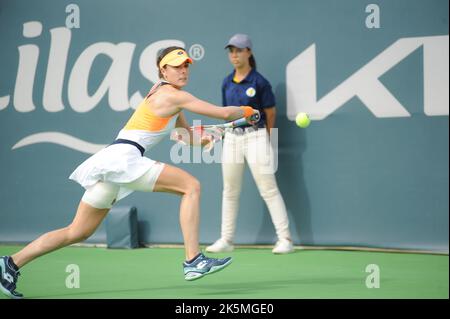 Monastir, Tunisia. 9th Ott 2022. AlizÅ½ Cornet (Francia) in azione.AlizÅ½ Cornet (Francia) vs Elise Mertens (Belgio) durante la finale del torneo di tennis jasmin Open Monastir 2022 (Credit Image: © Chokri Mahjoub/ZUMA Press Wire) Credit: ZUMA Press, Inc./Alamy Live News Foto Stock