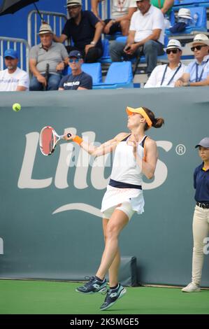 Monastir, Tunisia. 9th Ott 2022. AlizÅ½ Cornet (Francia) in azione.AlizÅ½ Cornet (Francia) vs Elise Mertens (Belgio) durante la finale del torneo di tennis jasmin Open Monastir 2022 (Credit Image: © Chokri Mahjoub/ZUMA Press Wire) Credit: ZUMA Press, Inc./Alamy Live News Foto Stock