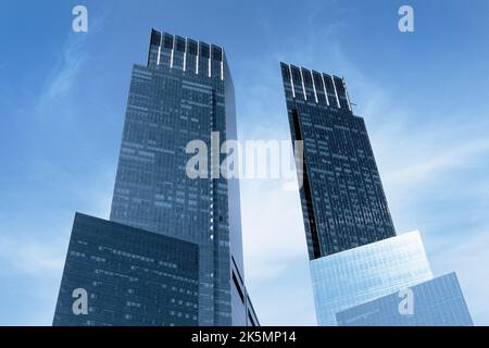 Deutsche Bank Center Building a New York City, Columbus Circle West Side Manhattan. Ex Time Warner Center. Edificio residenziale e uffici, USA Foto Stock