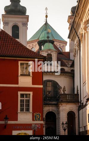 Cappella Wallachiana di stile manierista o Cappella dell'Assunzione della Vergine Maria a Praga, Repubblica Ceca. Foto Stock