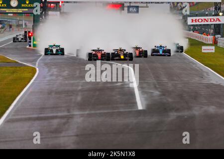 9th ottobre 2022; circuito di Suzuka, Ino, Città di Suzuka, Prefettura di mie, Giappone: FIA F1 Gran Premio del Giappone, giornata di gara; inizia la gara Foto Stock