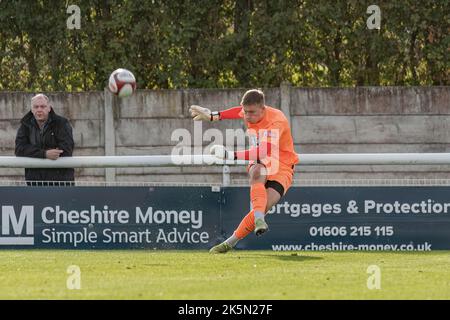 Warrington Rylands prende la città di Nantwich nel fa Trophy, Nantwich, Cheshire, Inghilterra, 8th ottobre, 2022. Foto d'archivio di Credit Mark Percy/Alamy. Foto Stock