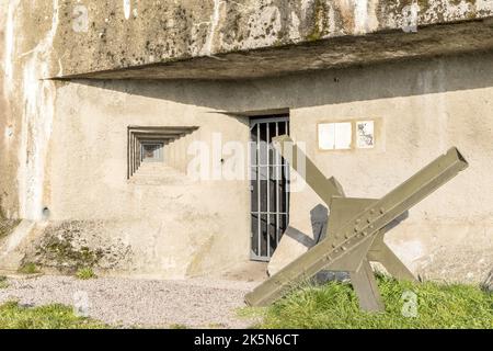 REPUBBLICA CECA, Orlicke Hory - 26 settembre 2022: Bunker di guerra ceco dalla seconda guerra mondiale Fortezza militare di confine 'Hanickaa' costruita nel 1936-1938. Foto Stock