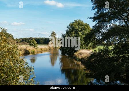 Il fiume lune vicino a Düringen, Loxstedt, Cuxhaven, bassa Sassonia, Germania Foto Stock