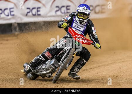 Tai Woffinden - tre volte campione del mondo britannico speedway Rider - Gran Premio di circuito al Cardiff Millennium/Principality Stadium nel 2013 Foto Stock