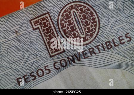 Dieci cubani Convertibles Pesos dettaglio Foto Stock