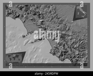 Campania, regione d'Italia. Mappa altimetrica bilivello con laghi e fiumi. Mappe delle posizioni ausiliarie degli angoli Foto Stock