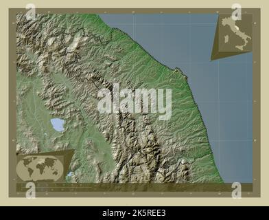 Marche, regione d'Italia. Mappa dell'altitudine colorata in stile wiki con laghi e fiumi. Mappe delle posizioni ausiliarie degli angoli Foto Stock