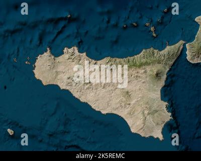 Sicilia, regione autonoma d'Italia. Mappa satellitare a bassa risoluzione Foto Stock