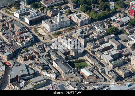 Barnsley Town Hall e Eldon Street High Street Heritage Action zone, Barnsley, 2020. Foto Stock