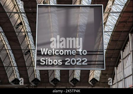 Amsterdam, Paesi Bassi. 10th Ott 2022. Apertura della conferenza Sibos 2022 ad Amsterdam Paesi Bassi 10-10-2022 Credit: Robert vant Hoenderdaal/Alamy Live News Foto Stock