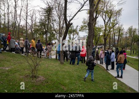 VLADIVOSTOK, RUSSIA - 9 OTTOBRE 2022: Parco di Nagornyy. Spazio pubblico contemporaneo. Foto Stock