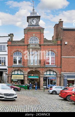 Mercato del burro un mercato al coperto a Market Place, Leek centro città, Staffordshire, Inghilterra, Regno Unito Foto Stock