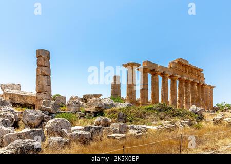 Castelvetrano, Sicilia, Italia - 11 luglio 2020: Rovine a Selinunte, sito archeologico e antica città greca in Sicilia, Italia Foto Stock