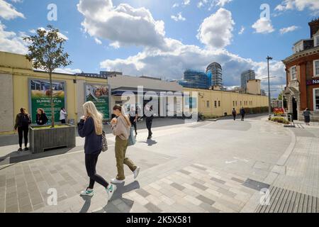 Albion Square, Woking Foto Stock