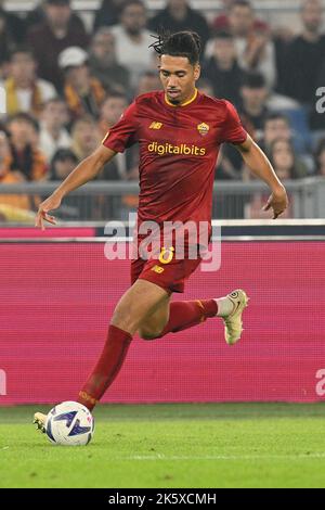 9th ottobre 2022; Stadio Olimpico, Roma, Italia; Serie A League Football Match, Roma contro Lecce; Chris Smalling of AS Roma Foto Stock