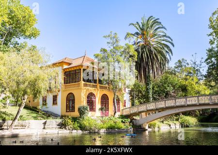 Parco cittadino di Aveiro, durante una giornata di sole Foto Stock