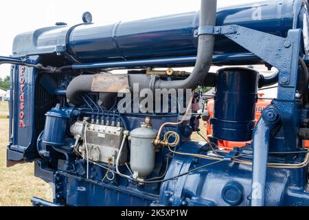 Ilminster.Somerset.United Kingdom.August 21st 2022.A restaurato 1948 Fordson Major E27N è in mostra ad un evento di Yesterdays Farming Foto Stock